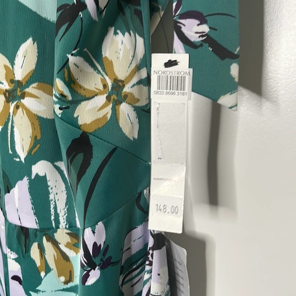 Maggy London Green Floral Tie Neck Halter Dress size 2 - Picture 6 of 7